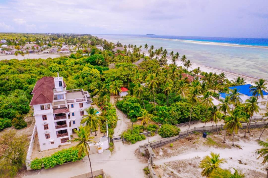 Zanoceanique Hotel Матемве Екстериор снимка